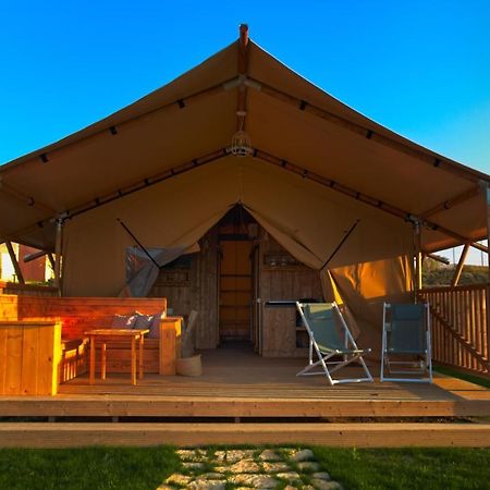 La Viola E Il Sole - Alloggi E Glamping - フェルモ エクステリア 写真