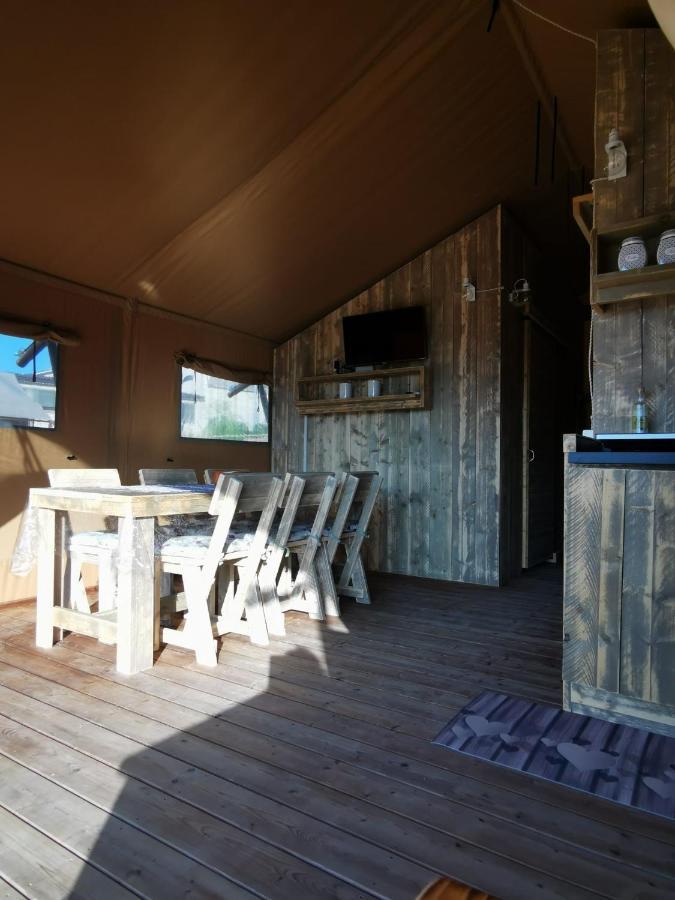 La Viola E Il Sole - Alloggi E Glamping - フェルモ エクステリア 写真